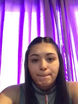 Cam4 Live Sex Cam of Ccamilayas