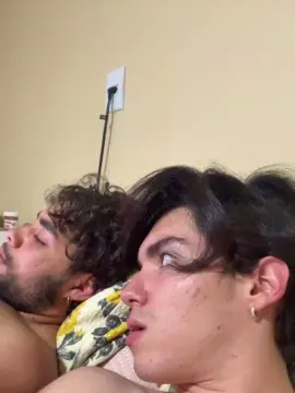 Cam4 Adult Webcams of novinhos37