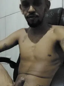 Cam4 Live Porn of Nilson23cm_