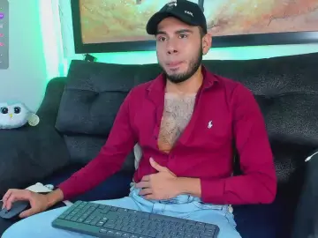 Cam4 Free Live Porn of justing_hot