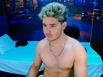 Cam4 Live Sex Cam of AlexPierss