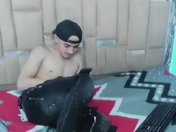 Cam4 Watch Live Sex Cams of hot_assets