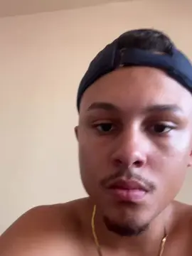 Cam4 Sex Chat of Morenoyboy