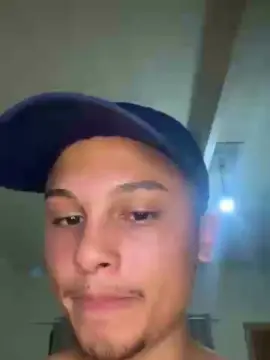 Cam4 Private Sex Chat of Morenoyboy