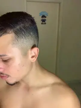 Cam4 Private Sex Chat of Morenoyboy