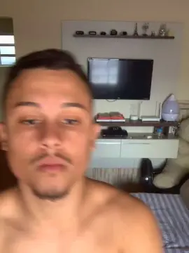 Cam4 Private Sex Chat of Morenoyboy