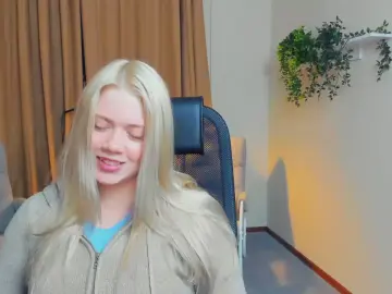 Cam4 Free Live Porn of ShakiaBurkes