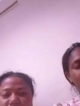 Cam4 Live Sex Cam of aliah18