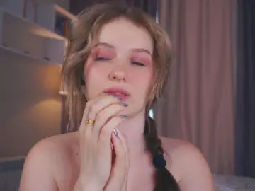 Cam4 Nude Webcam of LynnaByrd