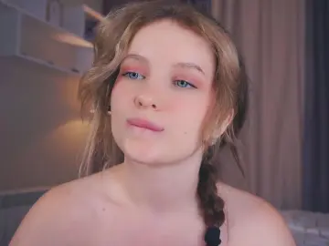 Cam4 Free Porn Cam of LynnaByrd