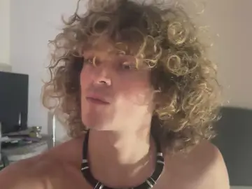 Cam4 Adult Webcam of Hshwhwva