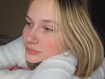 Cam4 Sex Cam of EleaseRaine