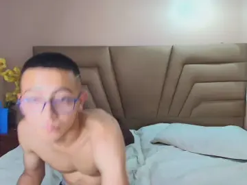 Cam4 Live Porn of Crimsonsecretts