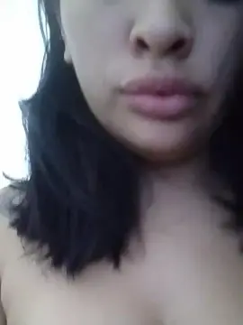 Cam4 Free Live Porn of Liiacruz