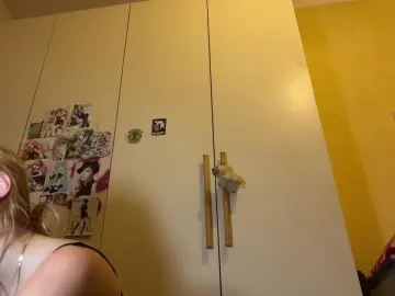 Cam4 Nude Webcam of Monicrem