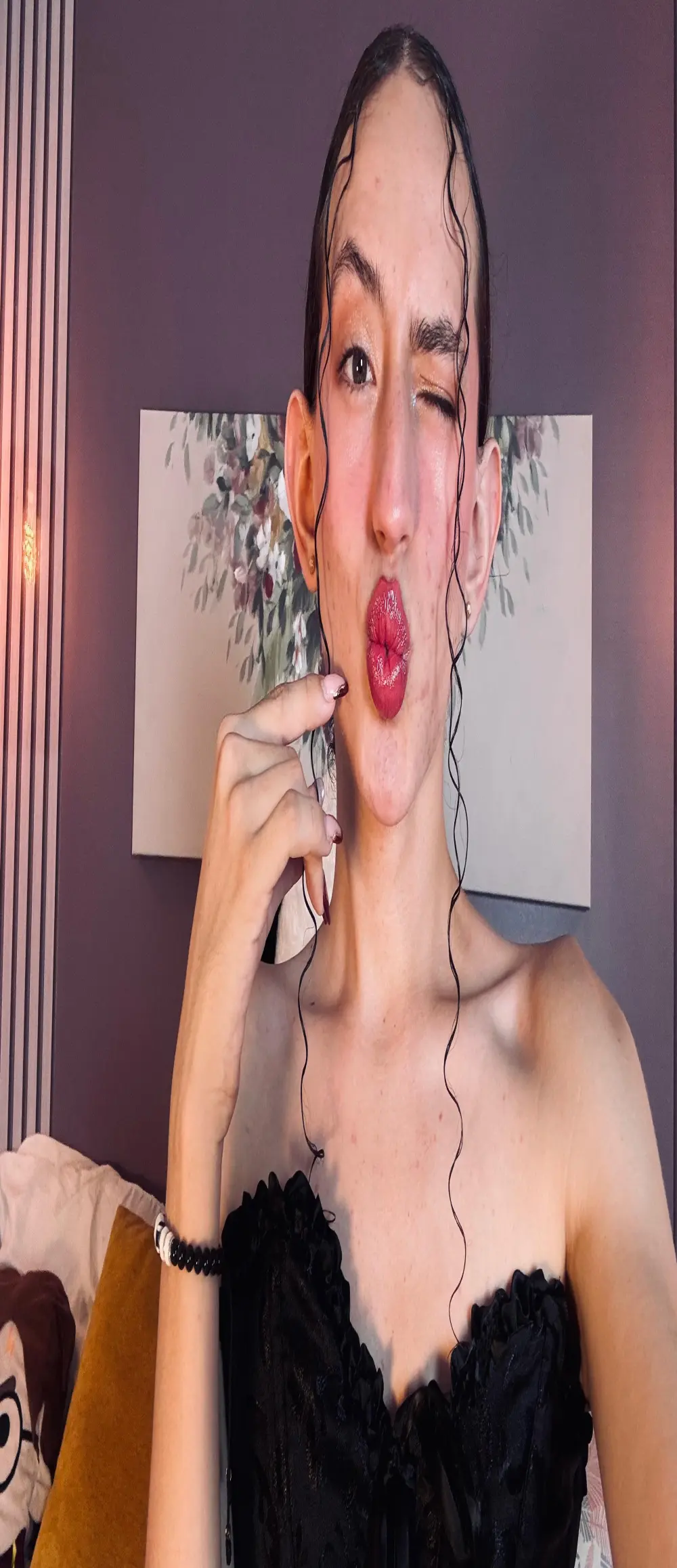 pinky_peach_