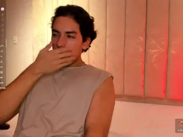 Cam4 Live Sex Cam of TheoHart