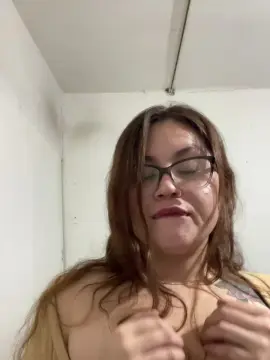 Cam4 Sex Chat of Danitapaz2