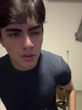 Cam4 Watch Live Sex Cams of MlkGato01