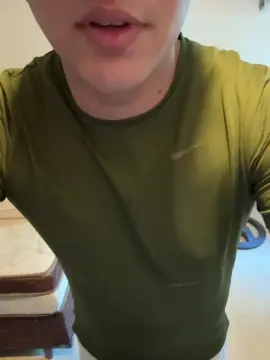 Cam4 Sex Cam of MlkGato01