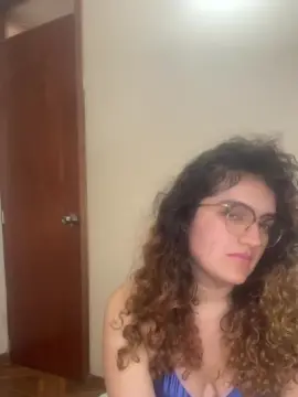 Cam4 Live Sex of Luana363