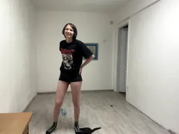 Cam4 Live Sex Cam of LeanaMielnicki