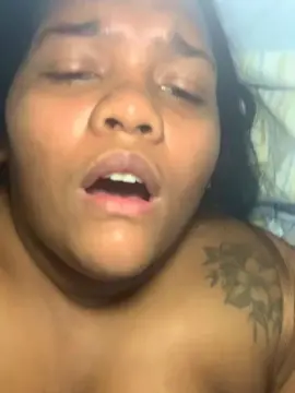 Cam4 Nude Webcam of luandraxxx