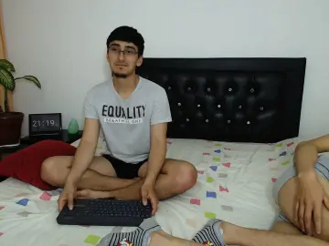 Cam4 Live Sex of fallgays