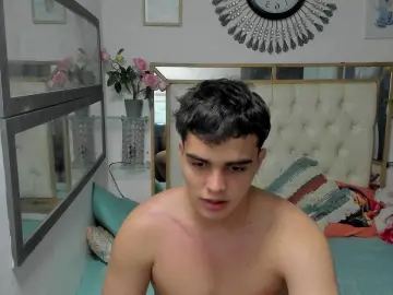 Cam4 Live Porn of heiker_