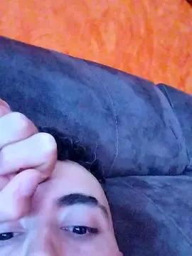 Cam4 Free Live Porn of adrii091