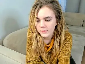 Cam4 Best live sex cam show of EmelineHudes