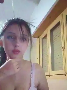 Cam4 Live Sex of gladysjunior