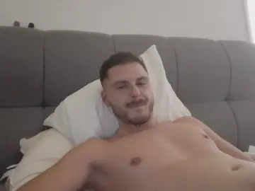 Cam4 Sex Cam of hornyboy20000