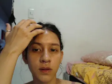 Cam4 Live Sex of alinawoolf