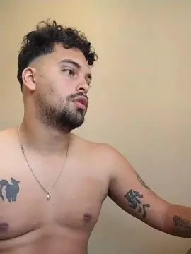 Cam4 Private Sex Chat of xcumshot3323
