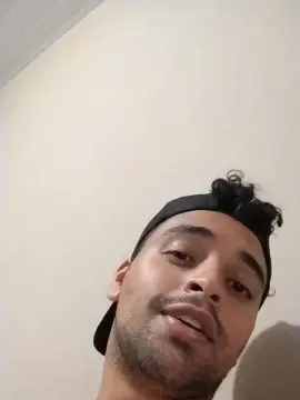 Cam4 Live Porn of xcumshot3323