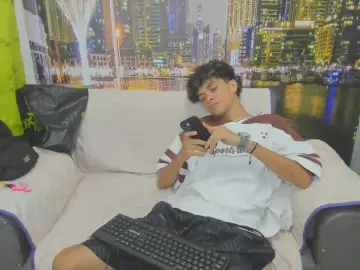 Cam4 Free Live Porn of hot_bunny_77