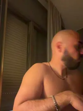 Cam4 Live Sex of corrado94iclou3