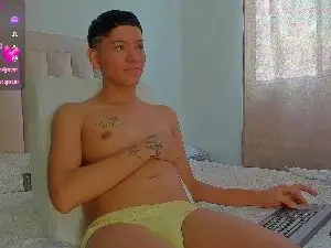 Cam4 Live Porn of Julianrosse_