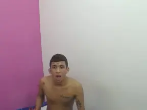 Cam4 Sex Cam of 2bad_boys