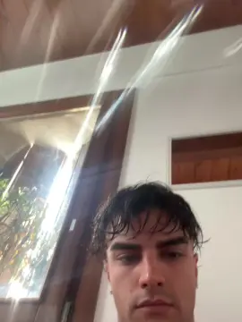 Cam4 Live Porn of Davidegiuliano1