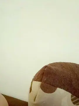 Cam4 Watch Live Sex Cams of Magii_chavarria