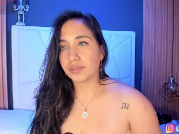 Cam4 Best live sex cam show of LauRoberts