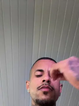 Cam4 Watch Live Sex Cams of Soaresluucas29