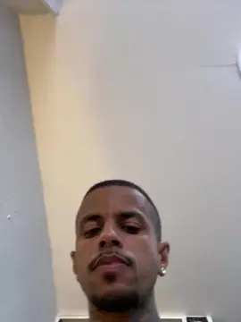 Cam4 Private Sex Chat of Soaresluucas29