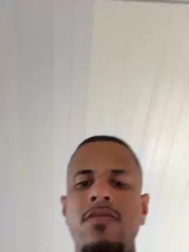 Cam4 Live Porn of Soaresluucas29