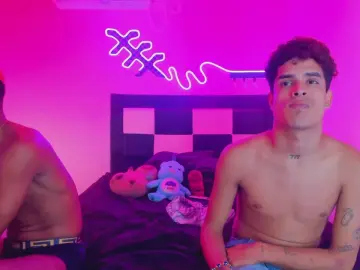 Cam4 Adult Webcams of Lucky_boys_