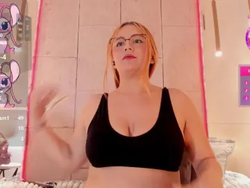 Cam4 Best Webcam of AprilOneiil