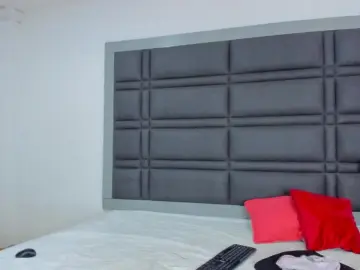 Cam4 Live Porn of Aliss_Aron