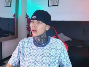 Cam4 Live Sex Cam of AdamsWalkerr_